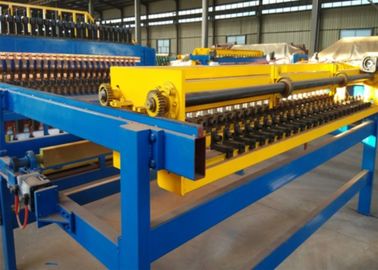 中国 容易鋼鉄鉄筋容量900KVAのための網の溶接機4.5Tを補強することを作動させて下さい サプライヤー