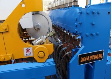 網の溶接機6T 380V 150KVA X 8を補強する2500mmの幅の保証 サプライヤー